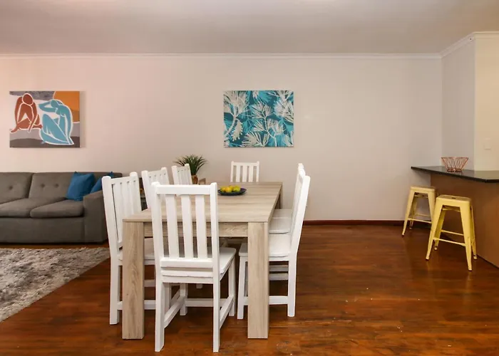 Holiday Home In Sea Point, Fresnaye