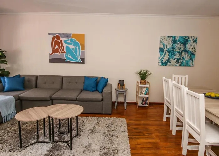 Holiday Home In Sea Point, Fresnaye
