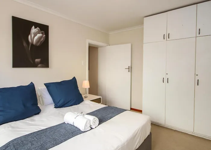 Holiday Home In Sea Point, Fresnaye