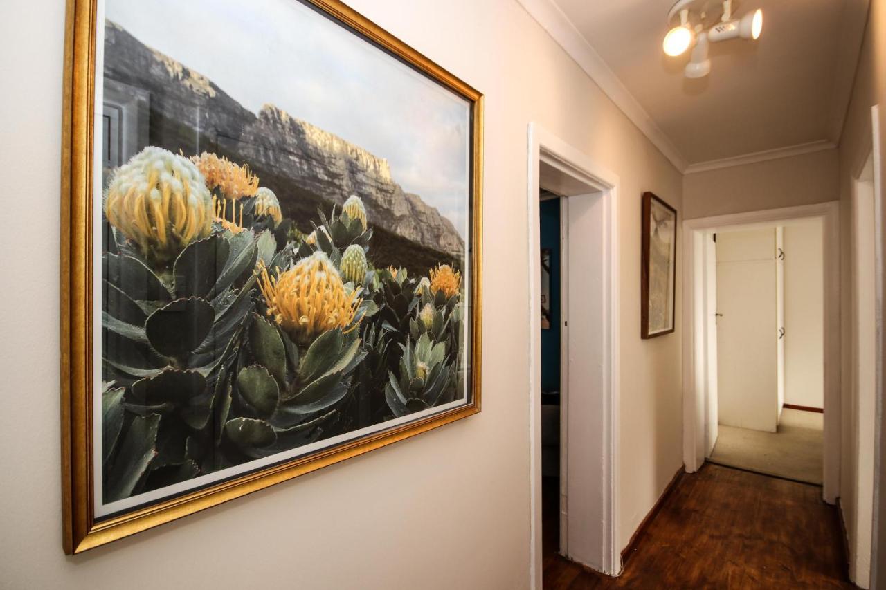 Apartment In Sea Point, Fresnaye